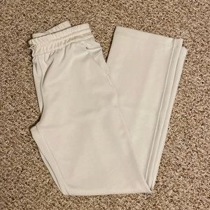 NWOT Lululemon Casual Pants